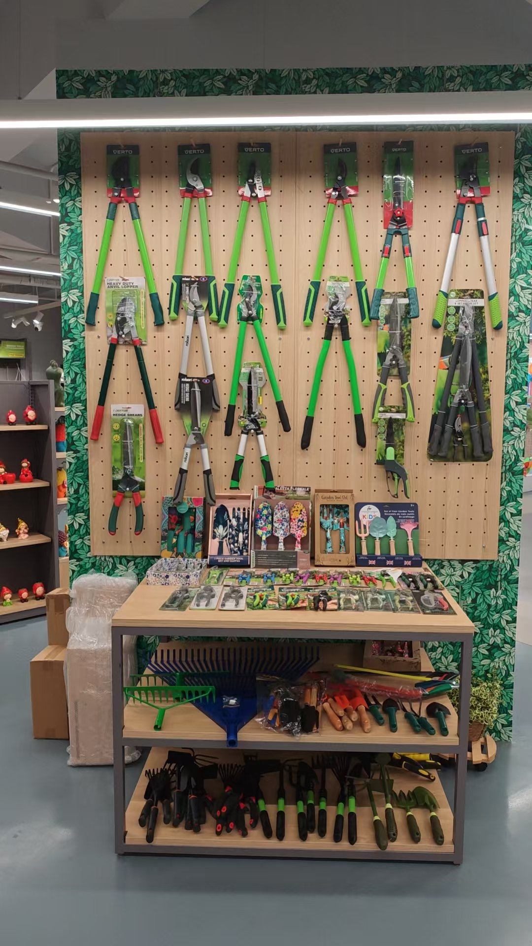 Versatile Gardening Tools Collection - 图片 8